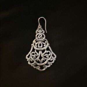Elegant Silver Filigree Earrings